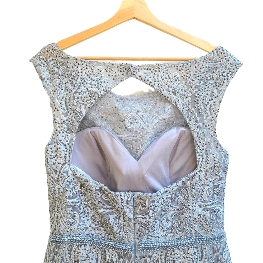 Cameron Blake Textured Silver Formal Gown, Size Medium - Picture 8 of 10